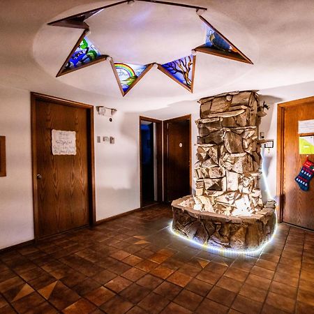 7 Gables Inn & Suites Fairbanks Ngoại thất bức ảnh