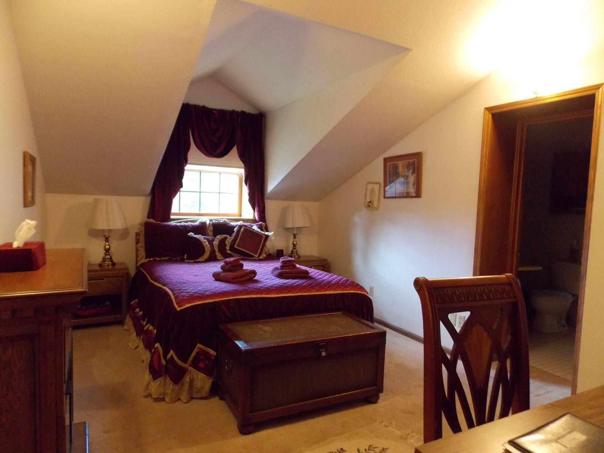 7 Gables Inn & Suites Fairbanks Ngoại thất bức ảnh